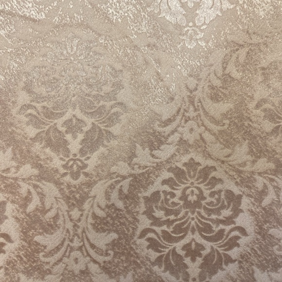 🌹Romeo Home Velvet 4pieces set Rectangular textured design and solid back pink - Picture 14 of 15